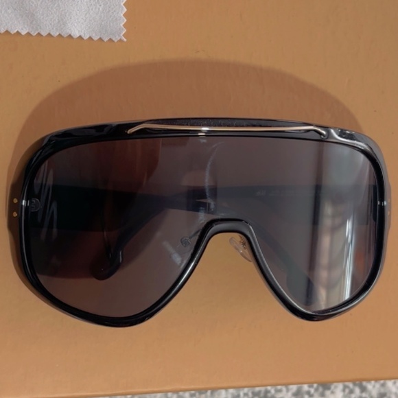 H&M Aviator styles Sunglasses - Picture 6 of 9